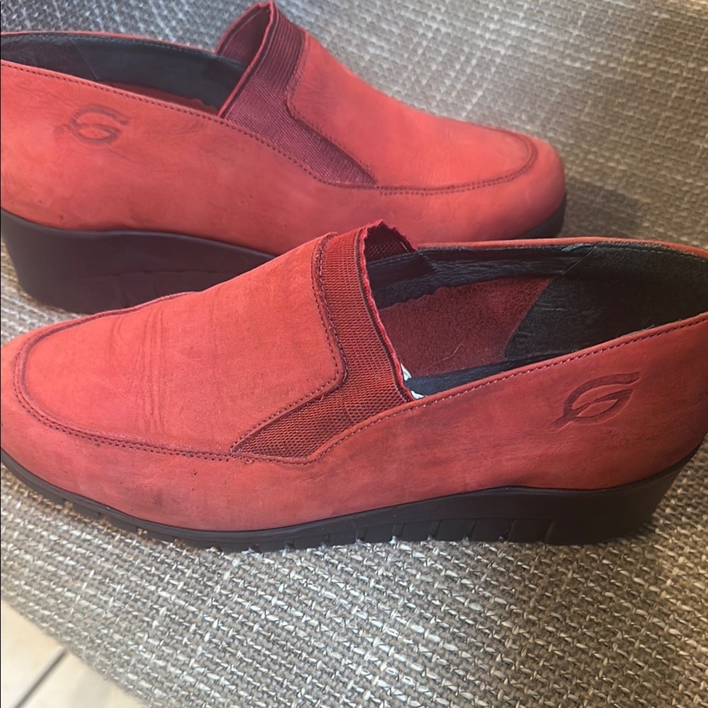 Red and Black Loafers Slip-On Shoes